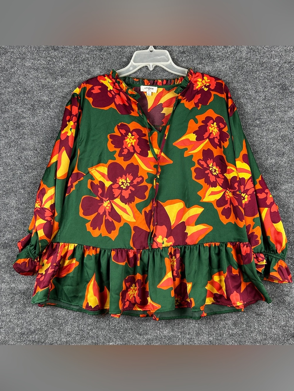 Umgee USA Green Bold Floral Satin Ruffle Peplum Babydoll Blouse Size Large Boho
